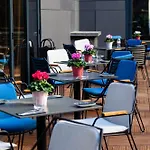 فندق Courtyard By Marriott Paris Porte De Versailles إسّي لي مولينو