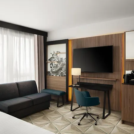 Courtyard By Marriott Paris Porte De Versailles 4*