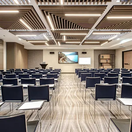 Courtyard By Marriott Paris Porte De Versailles