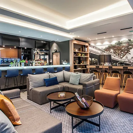 Courtyard By Marriott Paris Porte De Versailles Hotel 4*