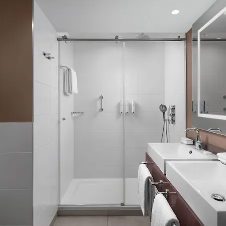 Ξενοδοχείο Courtyard By Marriott Paris Porte De Versailles Issy-les-Moulineaux