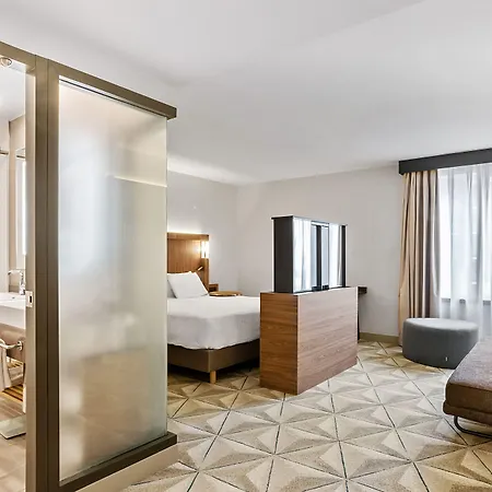 Ξενοδοχείο Courtyard By Marriott Paris Porte De Versailles 4*