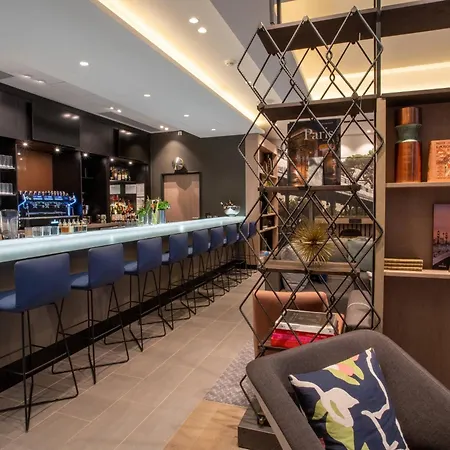 Courtyard By Marriott Paris Porte De Versailles إسّي لي مولينو