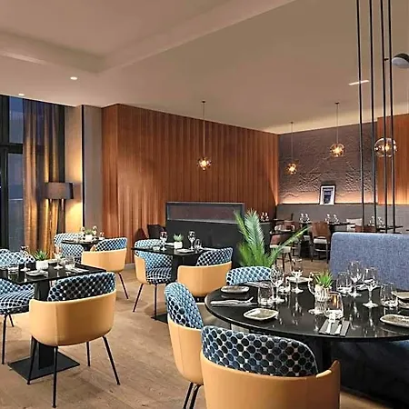 Courtyard By Marriott Paris Porte De Versailles 4* Issy-les-Moulineaux