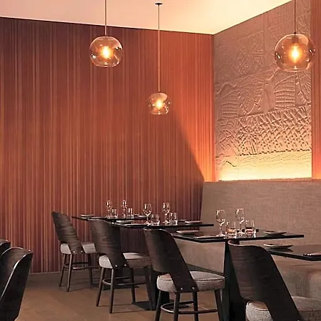 Courtyard By Marriott Paris Porte De Versailles فندق 4*