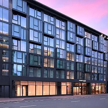 Courtyard By Marriott Paris Porte De Versailles Hotel