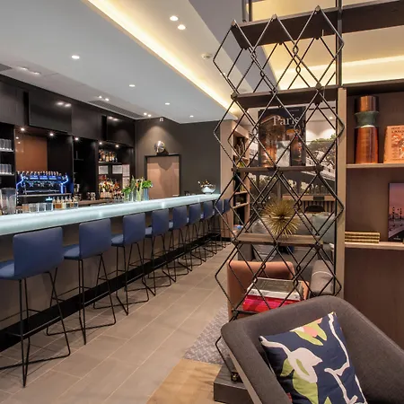 Courtyard By Marriott Paris Porte De Versailles 4*