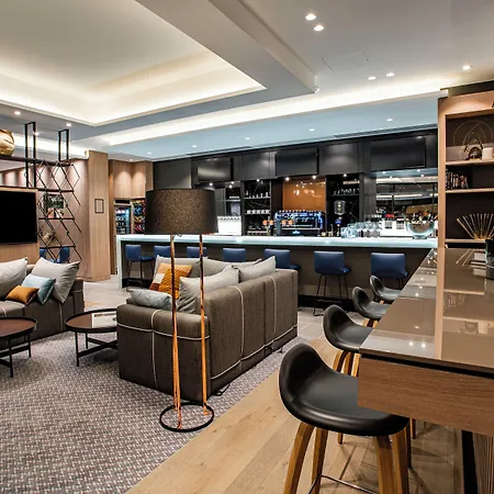 Courtyard By Marriott Paris Porte De Versailles Hotel 4*