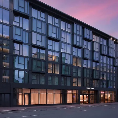 Courtyard By Marriott Paris Porte De Versailles Hotel 4*