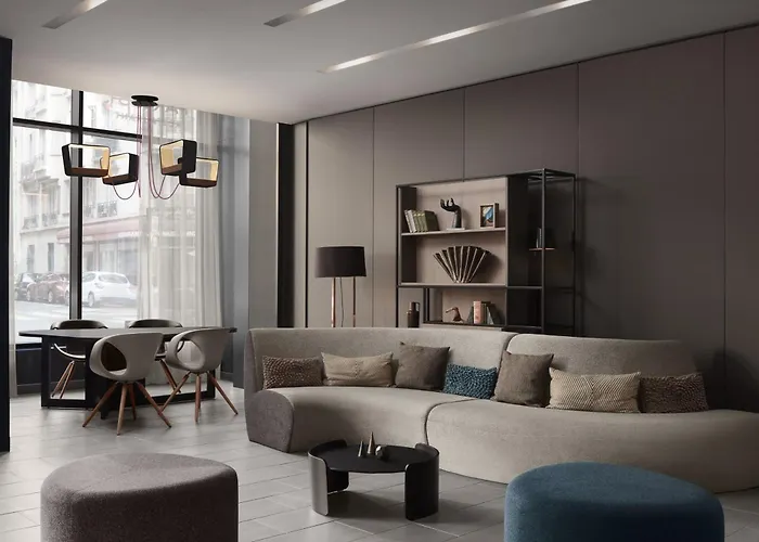 Courtyard By Marriott Paris Porte De Versailles Hotel