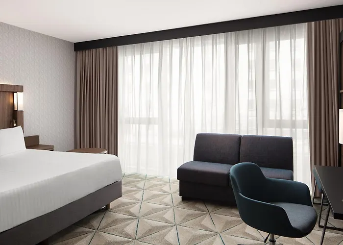 Ξενοδοχείο Courtyard By Marriott Paris Porte De Versailles 4*