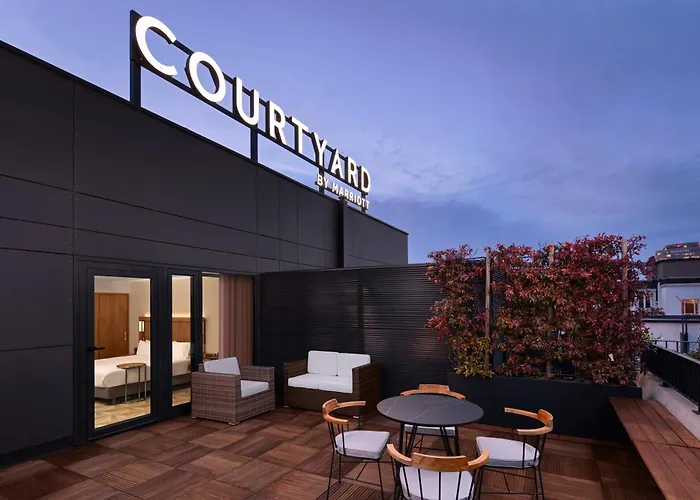 Courtyard By Marriott Paris Porte De Versailles ホテル