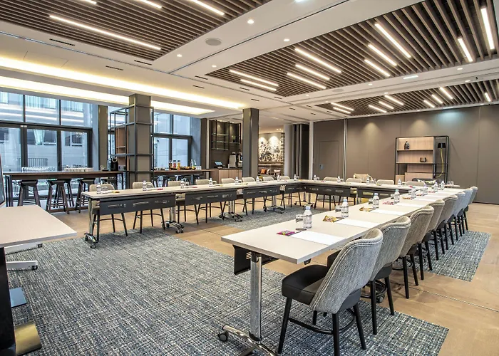 Hotel Courtyard By Marriott Paris Porte De Versailles Issy-les-Moulineaux