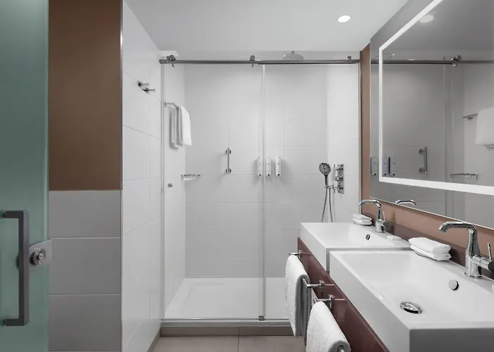 Hotel Courtyard By Marriott Paris Porte De Versailles Issy-les-Moulineaux