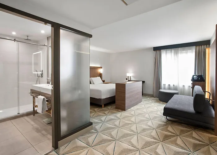Courtyard By Marriott Paris Porte De Versailles