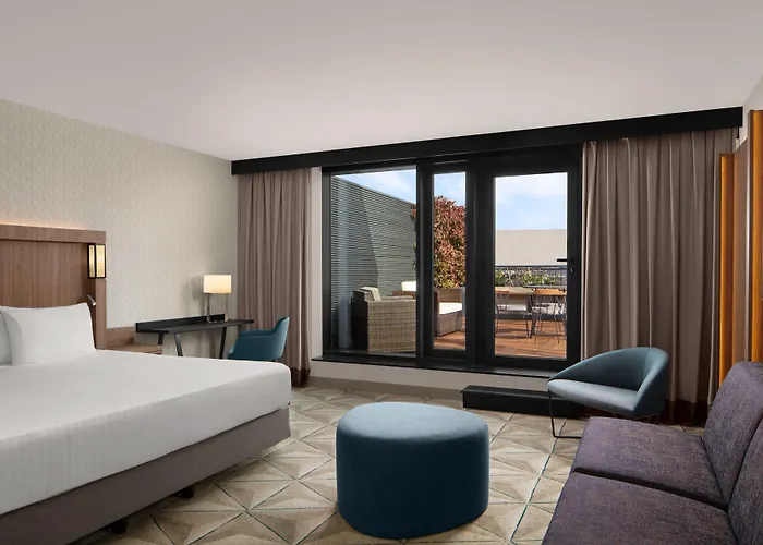 Courtyard By Marriott Paris Porte De Versailles Issy-les-Moulineaux