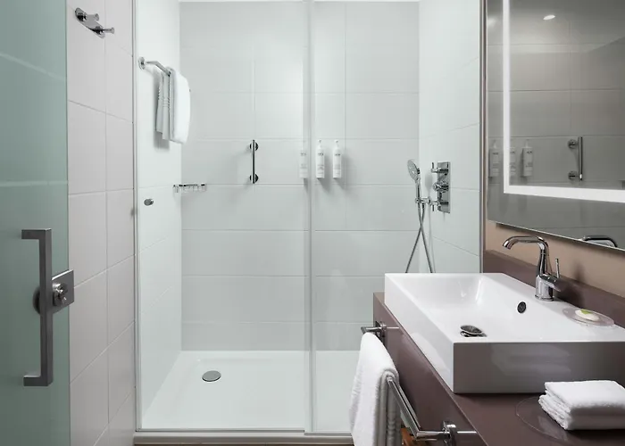 Courtyard By Marriott Paris Porte De Versailles